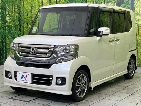 Honda N-BOX Custom