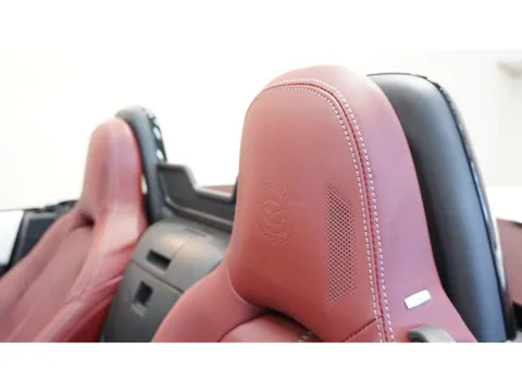 Mazda MX-5 (Roadster)