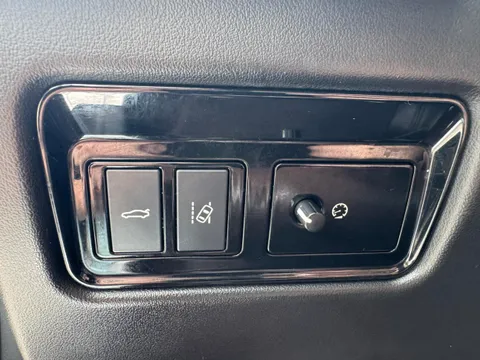 Jaguar XFL