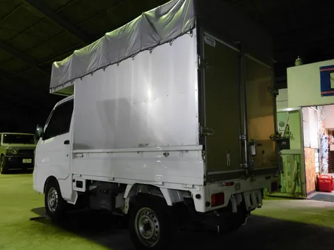 Nissan Clipper Truck