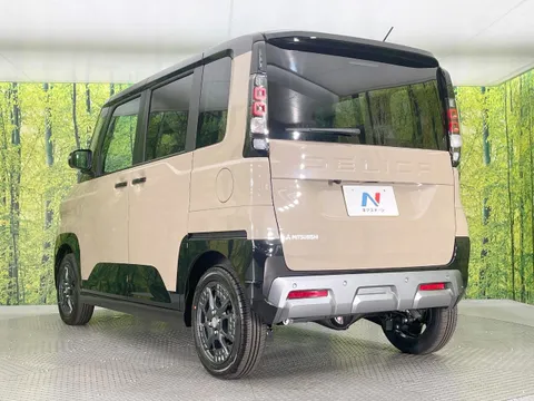 Mitsubishi Delica Mini