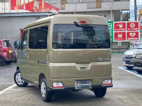 Daihatsu Atrai
