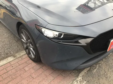 Mazda MAZDA3 Fastback