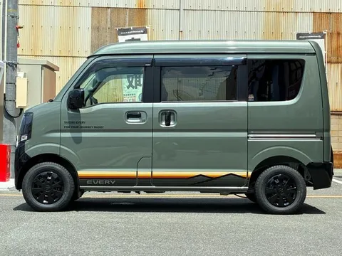 Suzuki Every