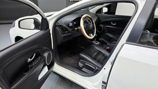 Renault SM3