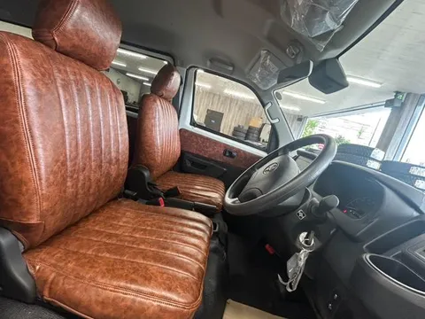 Toyota TownAce Van