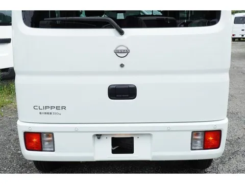 Nissan Clipper