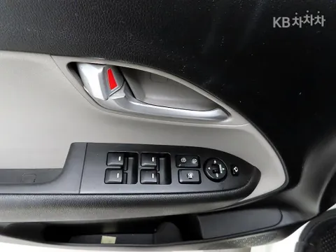 Kia Deluxe
