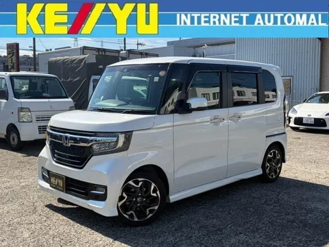 Honda N-BOX Custom