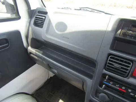 Nissan Clipper Truck