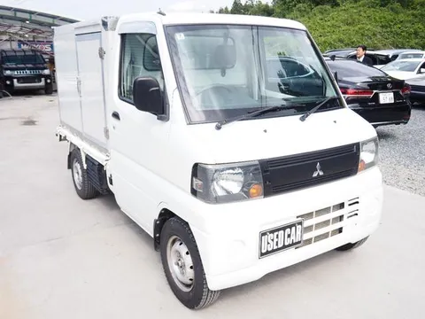Mitsubishi Minicab Truck