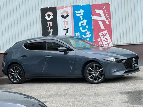 Mazda MAZDA3 Fastback