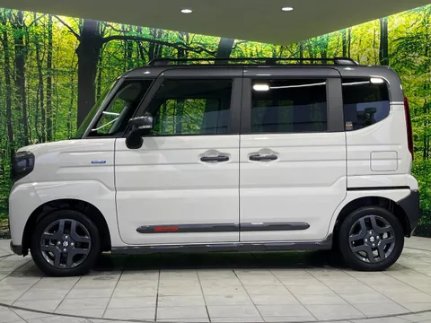 Suzuki Spacia Gear