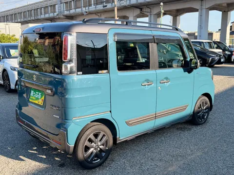 Suzuki Spacia Gear