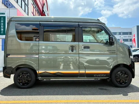 Suzuki Every