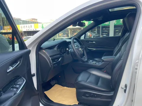 Cadillac XT4