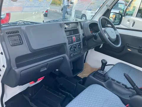 Mitsubishi Minicab Truck
