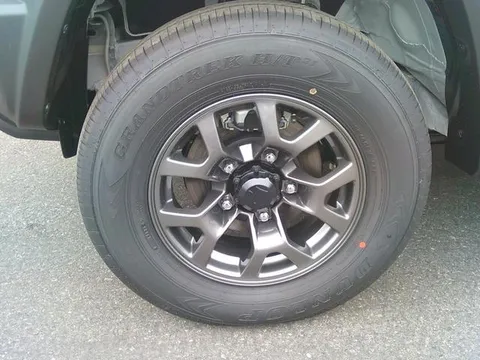 Suzuki Jimny Sierra