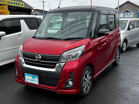 Nissan Dayz Roox