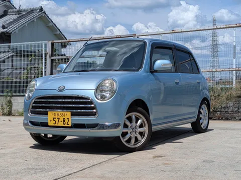 Daihatsu Mira Gino