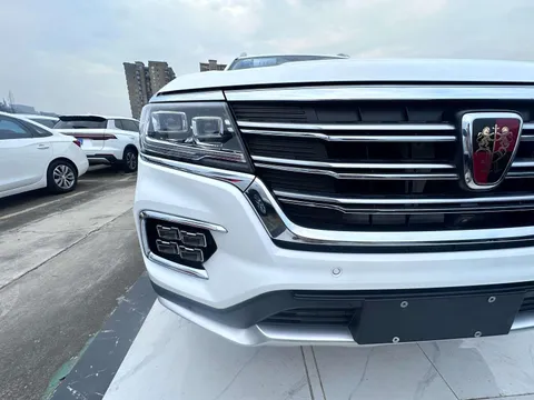 Roewe RX8