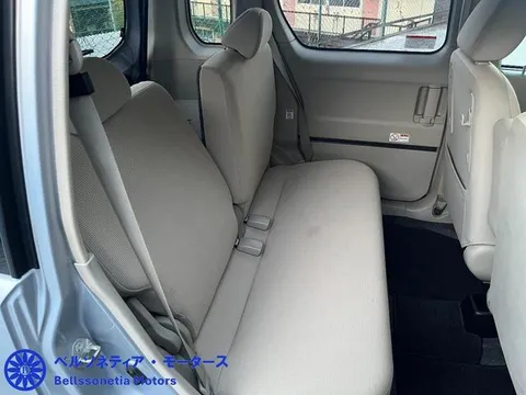 Nissan Otti