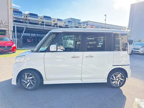 Suzuki Spacia Custom