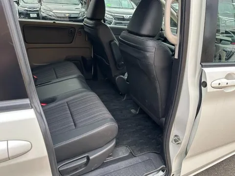 Honda Freed Plus