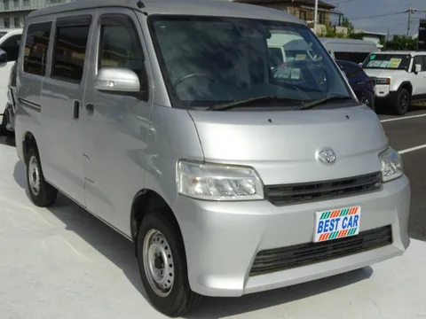 Toyota TownAce Van