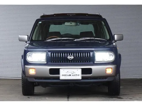 Nissan Rasheen