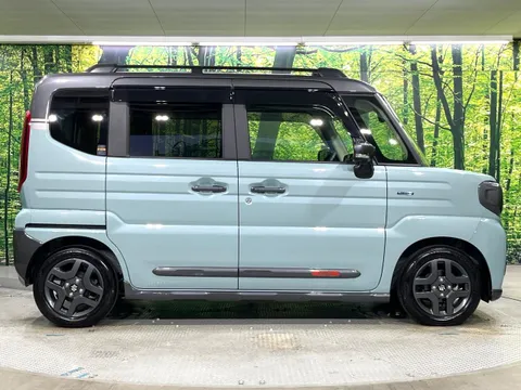 Suzuki Spacia Gear