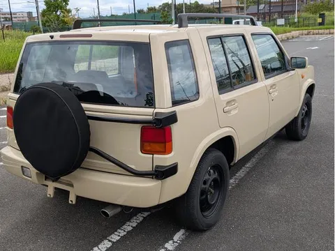 Nissan Rasheen