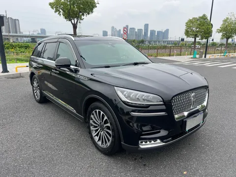 Lincoln Aviator