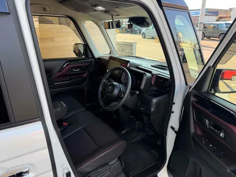 Suzuki Spacia Custom