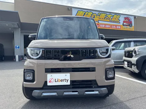Mitsubishi Delica Mini
