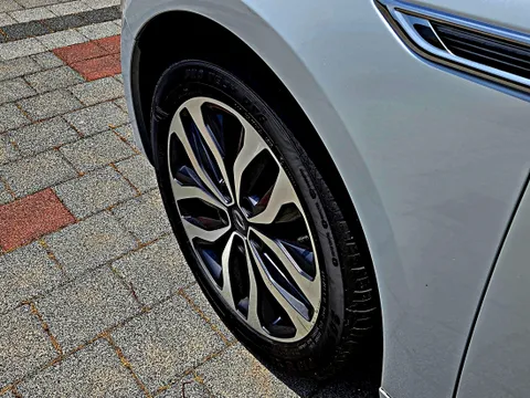 Renault Talisman (SM6)
