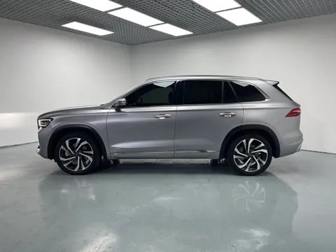 Geely Monjaro (Xingyue L)
