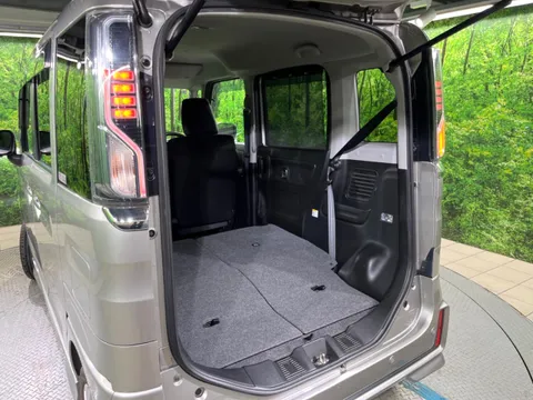 Suzuki Spacia Custom