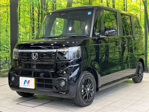 Honda N-BOX Custom