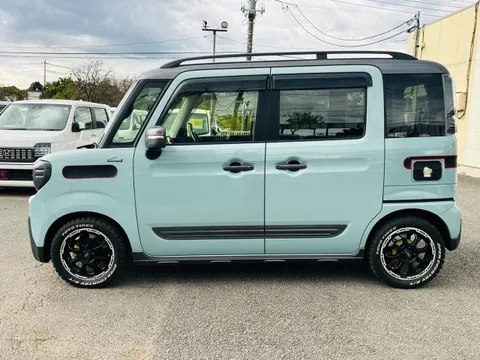 Suzuki Spacia Gear