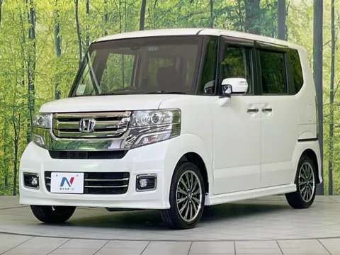 Honda N-BOX Custom
