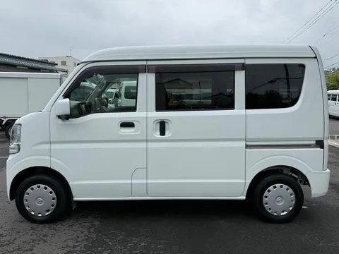 Nissan Clipper