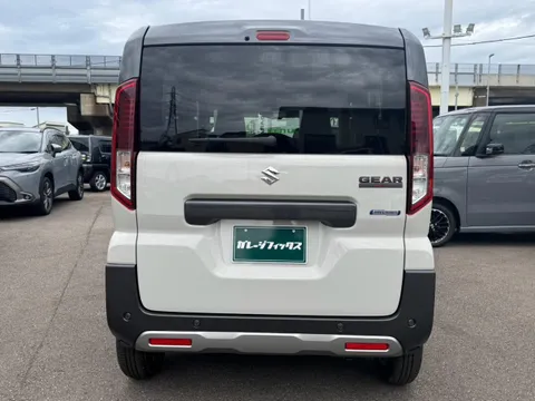 Suzuki Spacia Gear