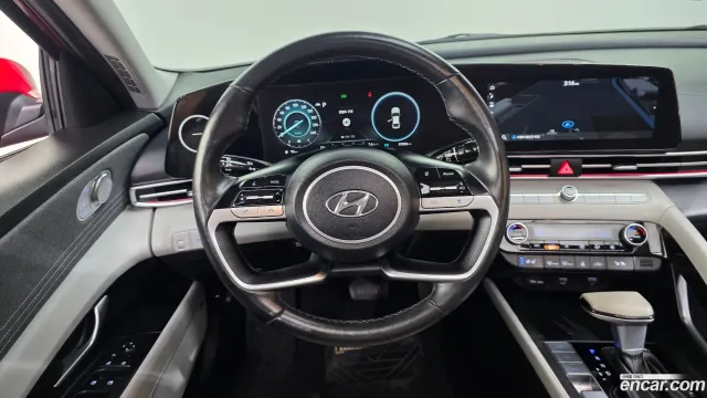 Hyundai Elantra (Avante)