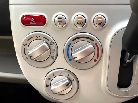 Nissan Otti