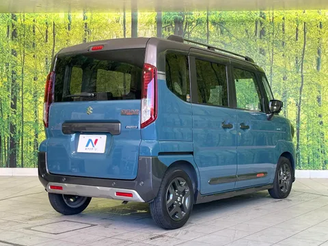 Suzuki Spacia Gear