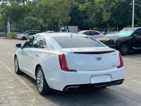 Cadillac XTS