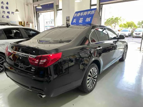 Hongqi H7