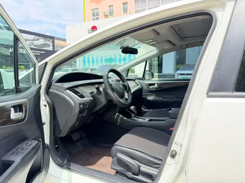 Honda Jade