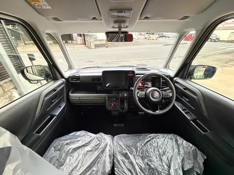 Suzuki Spacia Gear